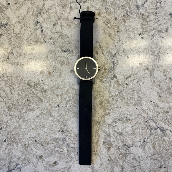 Calvin Klein K 7111‎ Watch - Picture 1 of 7